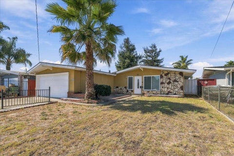 Photo of 27603 Barcelona Avenue, Hayward, CA 94545 (MLS # ML82062411)