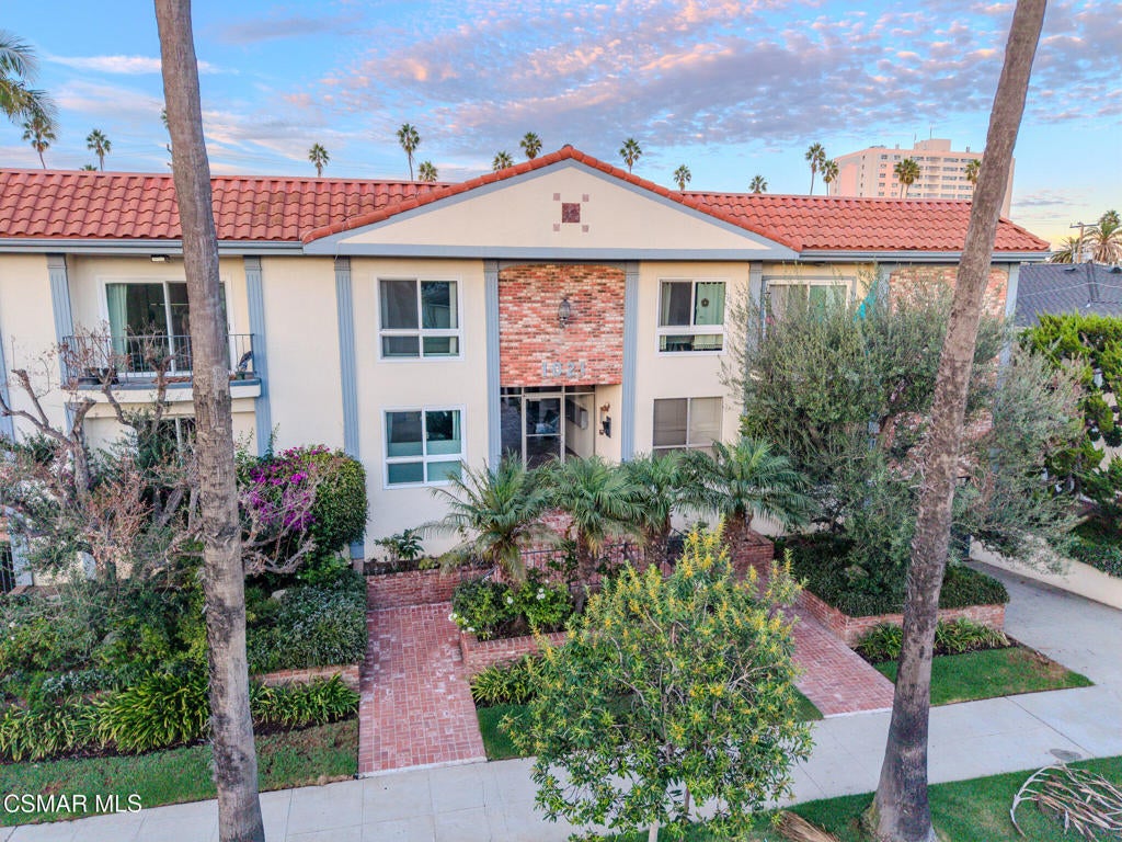 Photo of 1021 5th Street #206, Santa Monica, CA 90403 (MLS # 226004341)