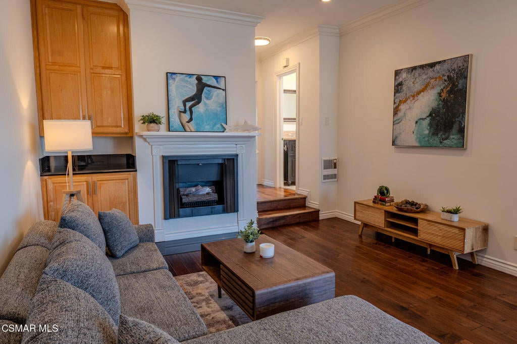 1021 5th Street 206