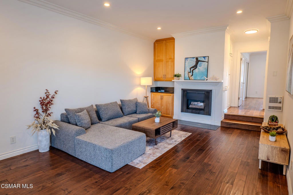 1021 5th Street 206