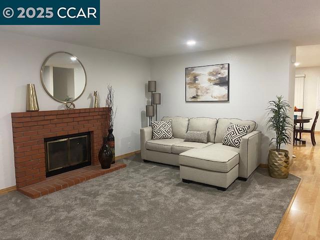 FAIRVIEW - Residential