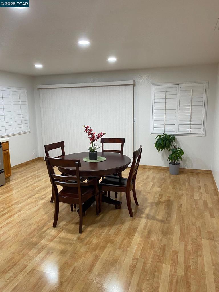 FAIRVIEW - Residential