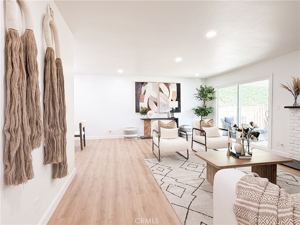 24020 Prospect Valley