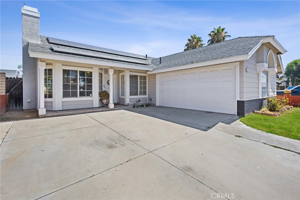 Welcome home to 88 Whirlaway ! This charming 3-bedroom, 2-bath home has 1,270 sq. ft. of comfortable living space. This well-maintained property features a spacious backyard perfect for entertaining, gardening, or relaxing under the sun. Enjoy peace of mind with a brand-new roof and solar panels for energy efficiency and long-term savings. Whether you’re a first-time buyer or looking to upgrade, this home combines comfort, convenience, and value in one incredible package. Don't miss out on this amazing opportunity. Schedule your private showing today and make this home yours! More Photos coming soon