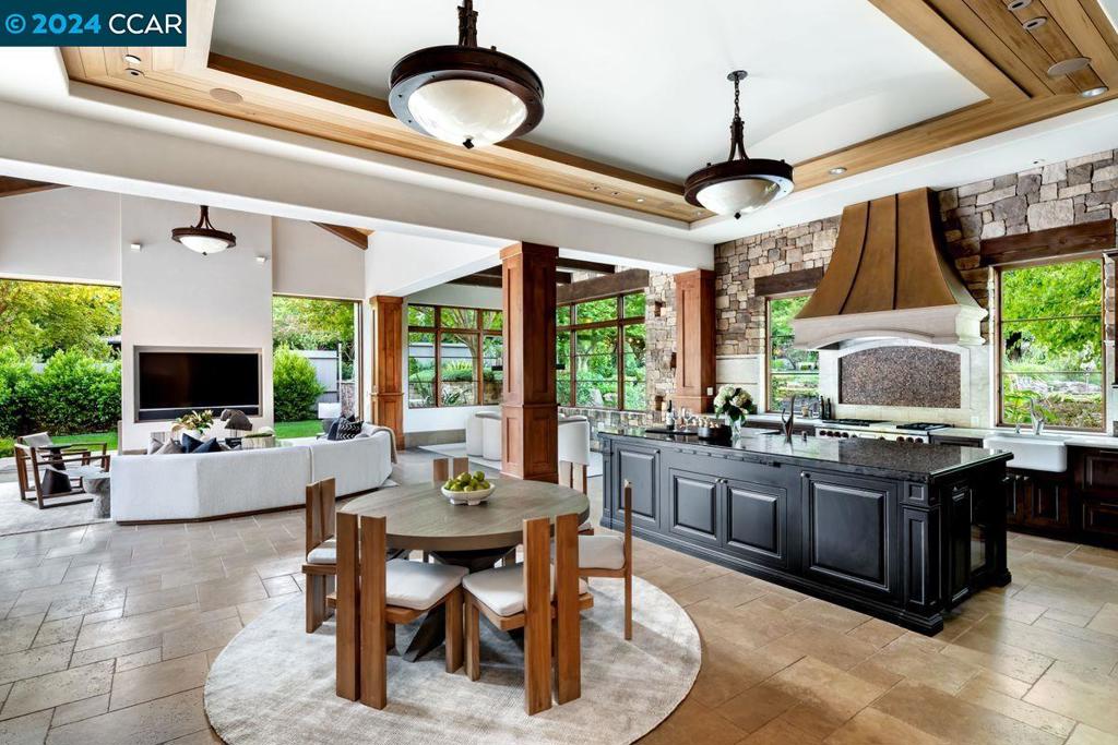 HAPPY VALLEY - Residential