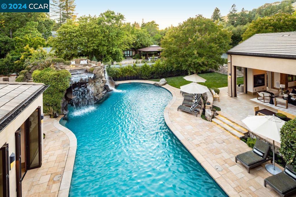 HAPPY VALLEY - Residential