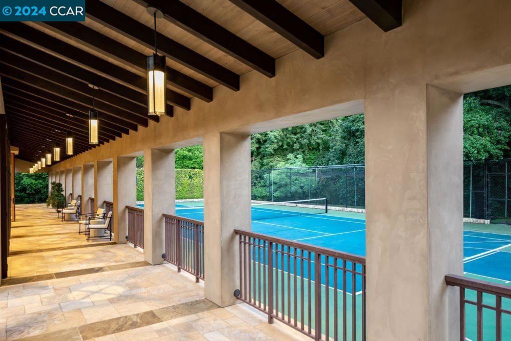 HAPPY VALLEY - Residential