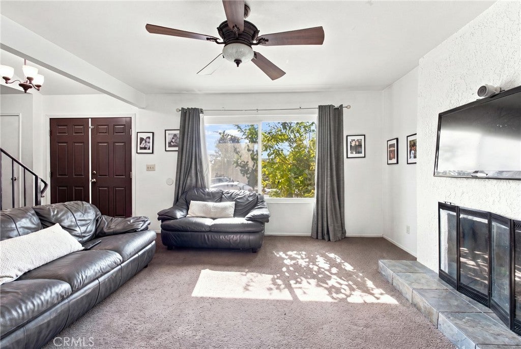 2430 S Ridgewood