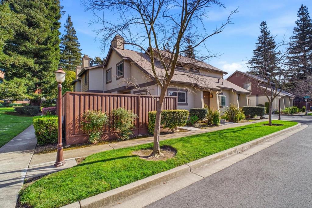 36004 Vallee Terrace