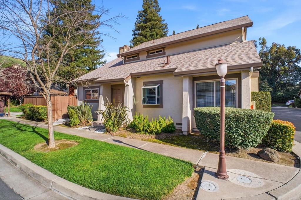 36004 Vallee Terrace