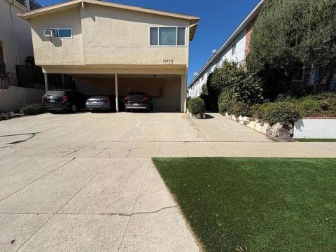 Photo of 11719 Mayfield Avenue #6, Los Angeles, CA 90049 (MLS # ML82028407)