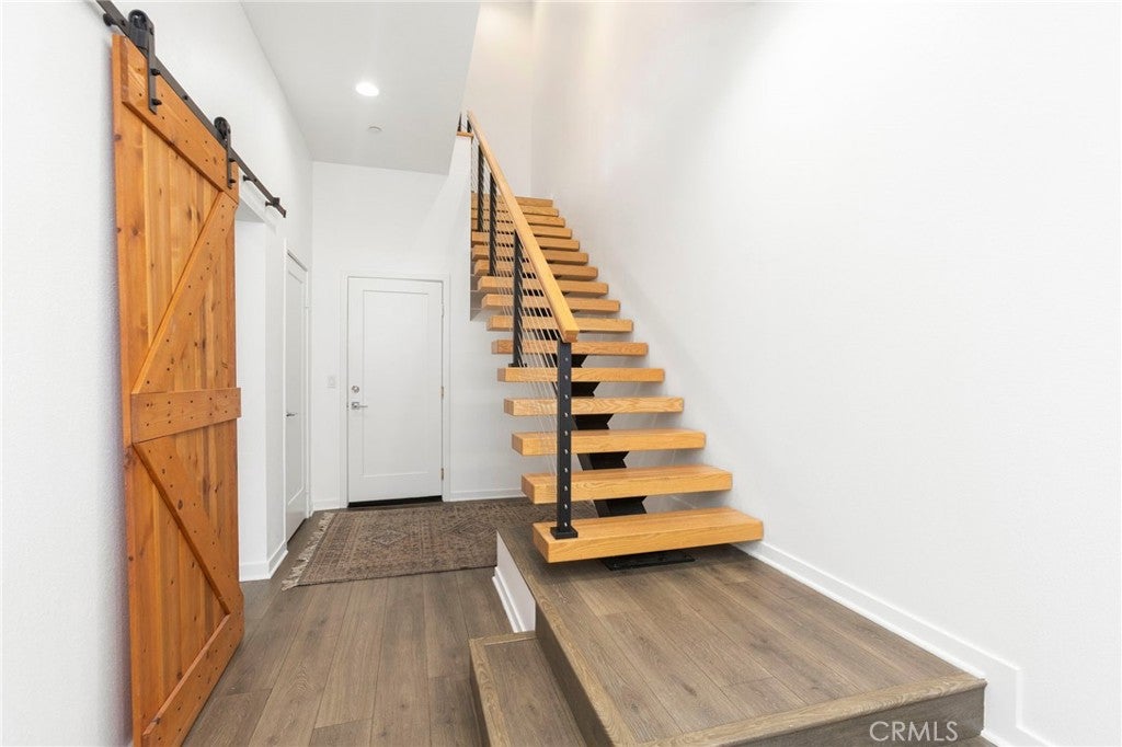 422 W Central