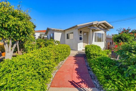 Photo of 1086 W 13th St, San Pedro, CA 90731 (MLS # PW26011764)