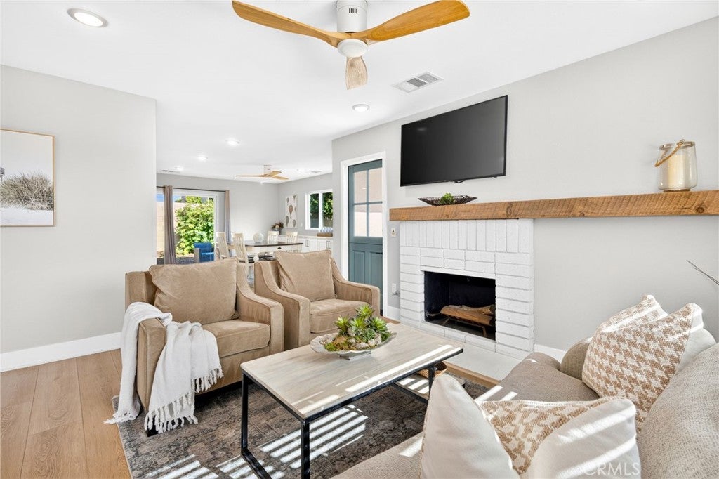 19182 Lindsay Lane, Huntington Beach CA 92646 - Photo 9