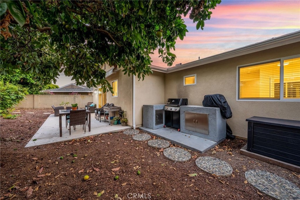19182 Lindsay Lane, Huntington Beach CA 92646 - Photo 36