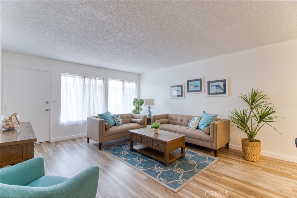 5500 Ackerfield Avenue 307