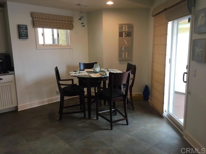 VILL - Residential Lease