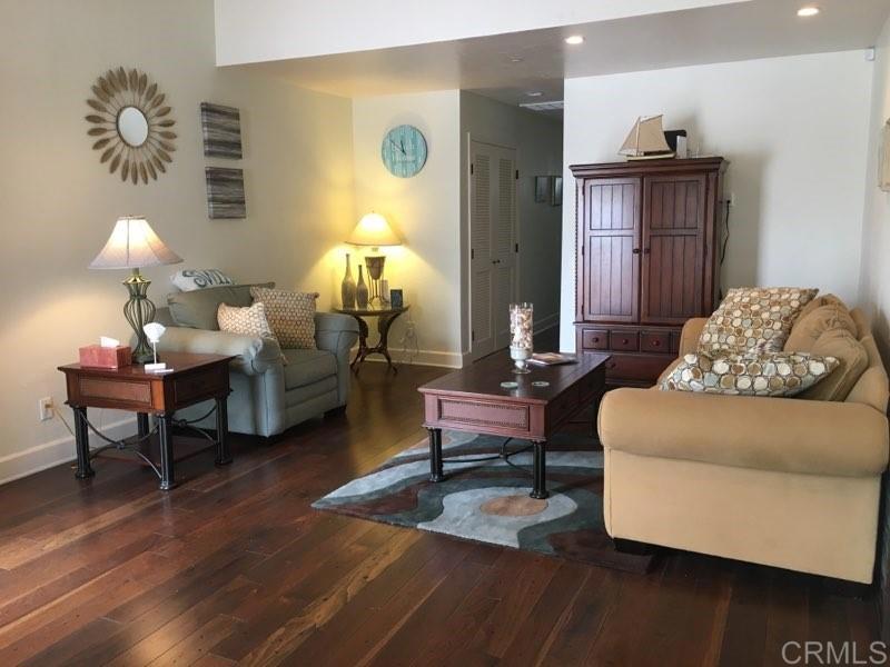 VILL - Residential Lease