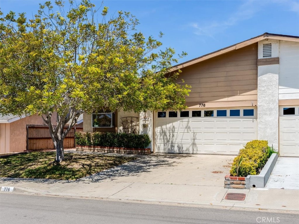 776 Panorama Drive