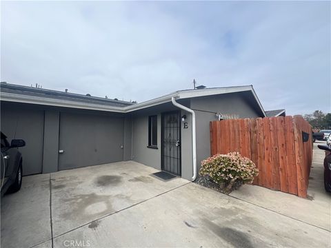 Photo of 673 Victoria ST, Costa Mesa, CA 92627 (MLS # RS26116270)