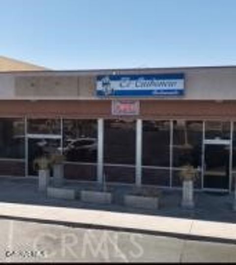 Photo of 232 E Palmdale, Palmdale, CA 93550 (MLS # SR26075762)