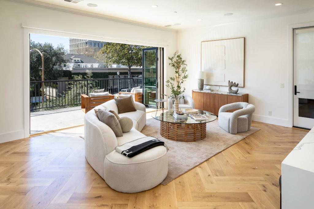 515 Webster Street, Palo Alto CA 94301