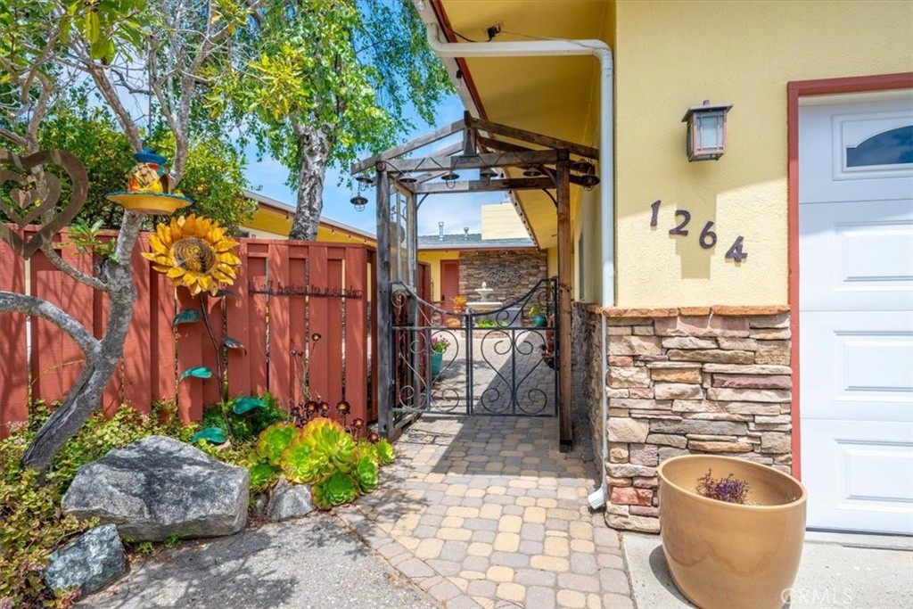 1264 Vista Del Osos