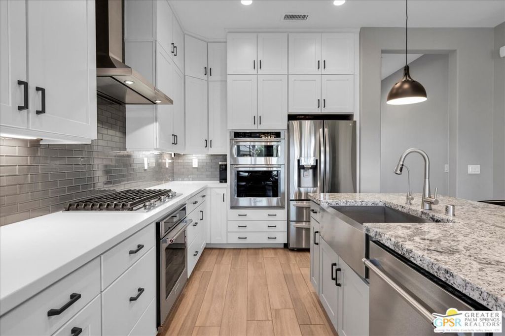 Photo of 102 Zinfandel, Rancho Mirage, CA 92270 (MLS # 25598943PS)