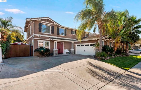 Photo of 534 Coconut St, Brentwood, CA 94513 (MLS # 41151206)