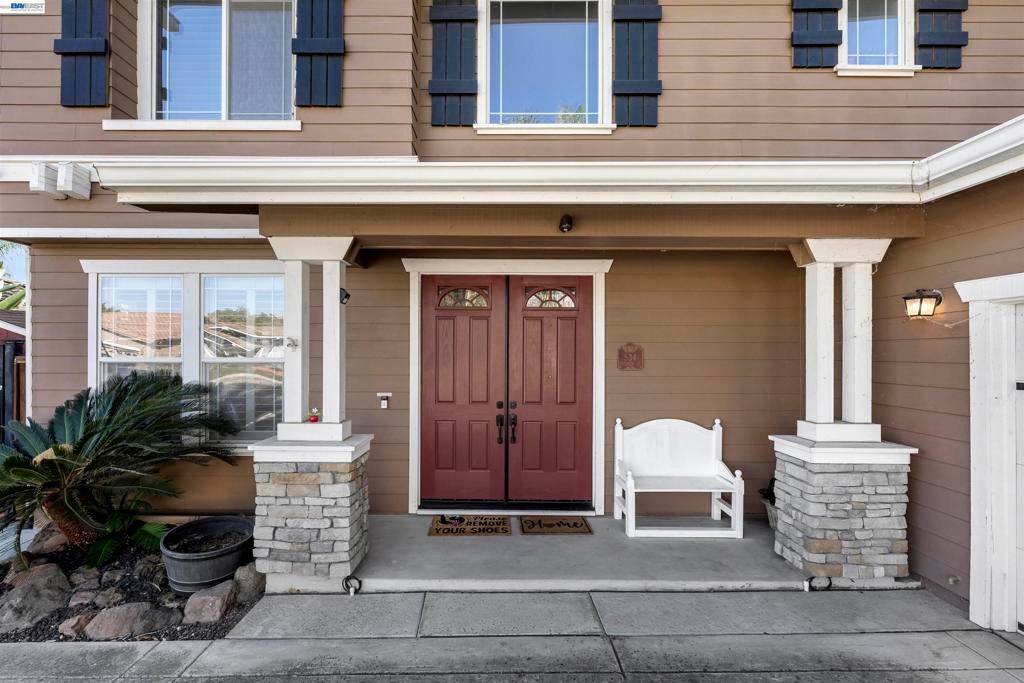 Photo of 534 Coconut St, Brentwood, CA 94513 (MLS # 41151206)