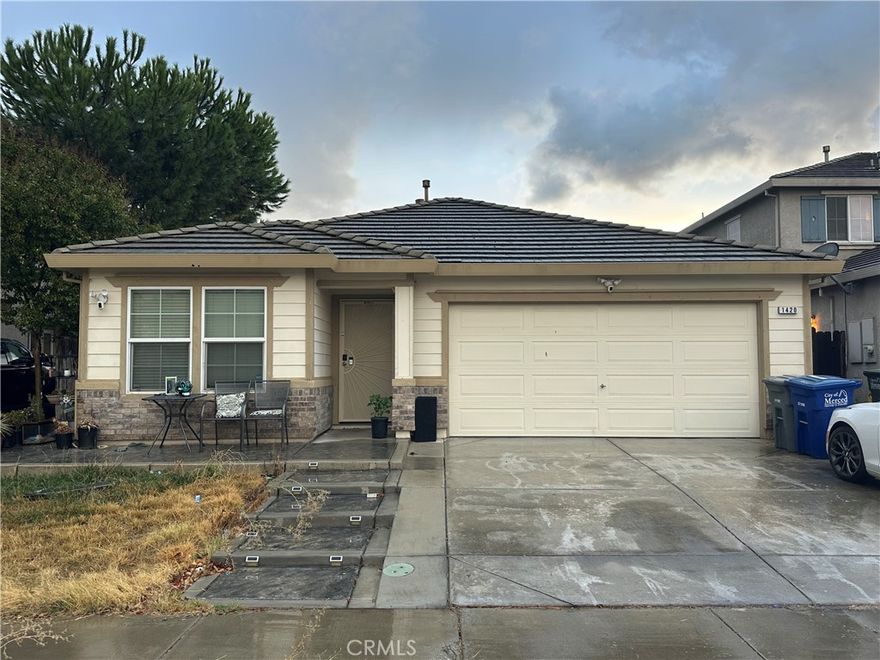 A nice home located near UC Merced is a unique opportunity to embrace a lifestyle that seamlessly integrates academic pursuits with the comforts of home. Don't miss the chance to make this residence your own and experience the best of both worlds. It features 3 Bedrooms, a den (potential 4th bedroom, 2 baths, an open area, walking closets, a spacious backyard, lots of concrete, cul-de-sac. Schedule a viewing today and envision the possibilities that await in this welcoming and strategically located property.