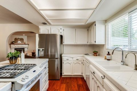 Tiny photo for 818 Wade Dr, Paso Robles, CA 93446 (MLS # SC26073044)