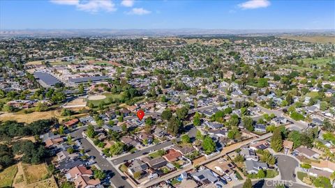 Tiny photo for 818 Wade Dr, Paso Robles, CA 93446 (MLS # SC26073044)