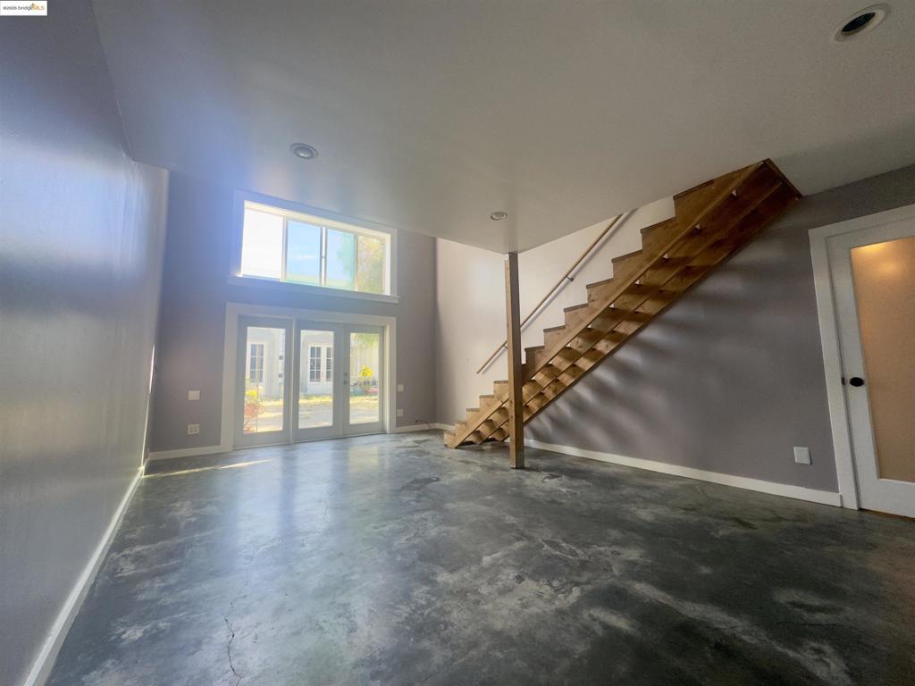 SAN ANTONIO - Residential Income