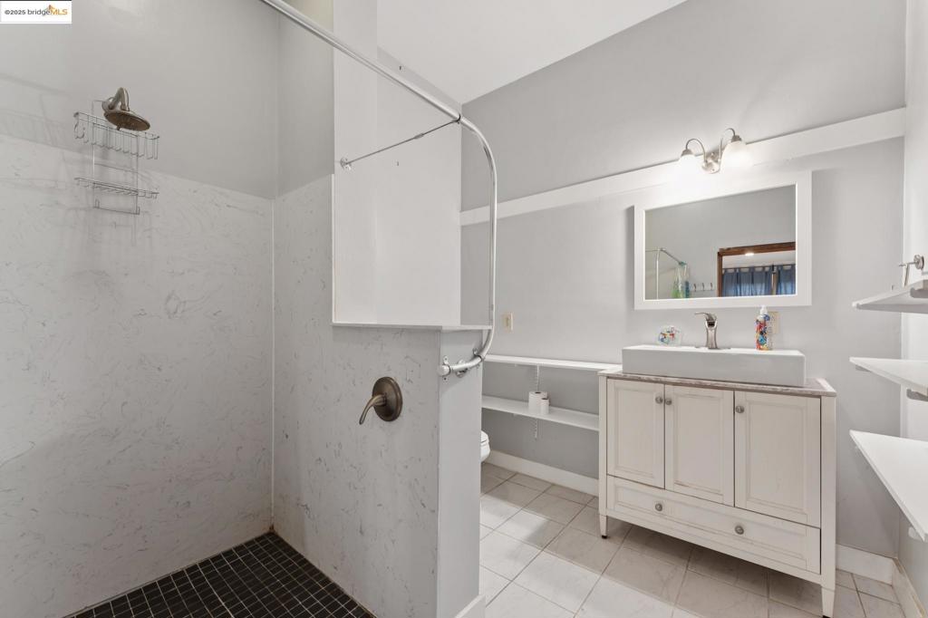 SAN ANTONIO - Residential Income