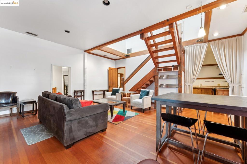 SAN ANTONIO - Residential Income