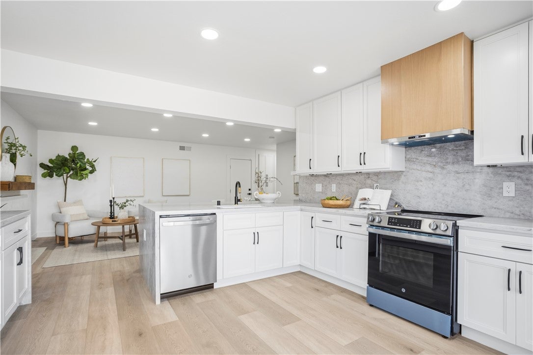 3209 S Diamond, Santa Ana CA 92704 - Photo 18