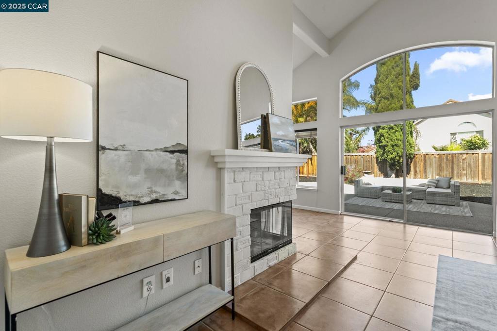 LONE TREE ESTS - Residential