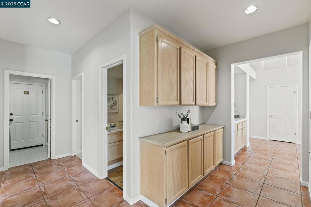 LONE TREE ESTS - Residential