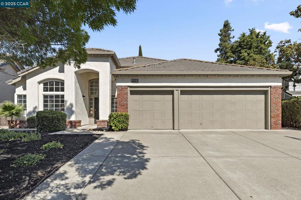 LONE TREE ESTS - Residential