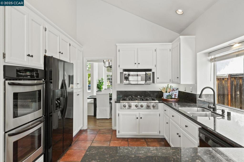 LONE TREE ESTS - Residential