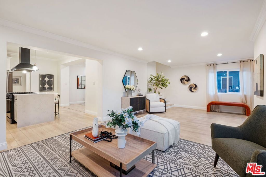 Photo of 1788 W 24th Street, Los Angeles, CA 90018 (MLS # 25601689)
