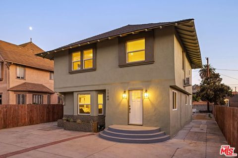 Photo of 1788 W 24th Street, Los Angeles, CA 90018 (MLS # 25601689)