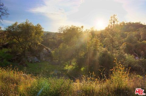 Photo of 41924 Patrick Ave Ave #TPN4337/5, Coarsegold, CA 93614 (MLS # 26667883)