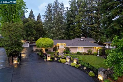 Photo of 118 ALVERN COURT Ct, Alamo, CA 94507 (MLS # 41129314)