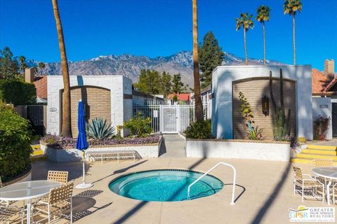 Tiny photo for 2262 S Linden Way #E, Palm Springs, CA 92264 (MLS # 26731923PS)