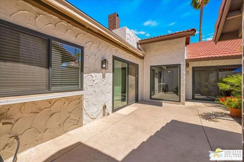 Tiny photo for 2262 S Linden Way #E, Palm Springs, CA 92264 (MLS # 26731923PS)