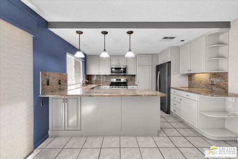 Tiny photo for 2262 S Linden Way #E, Palm Springs, CA 92264 (MLS # 26731923PS)