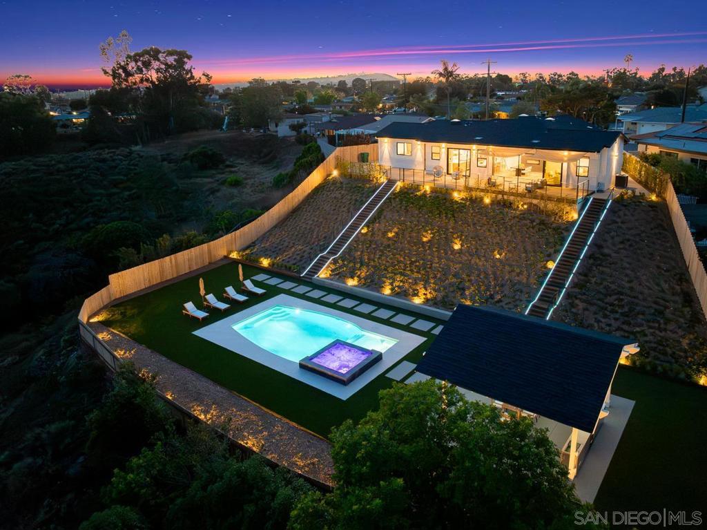 4311 Cindy St