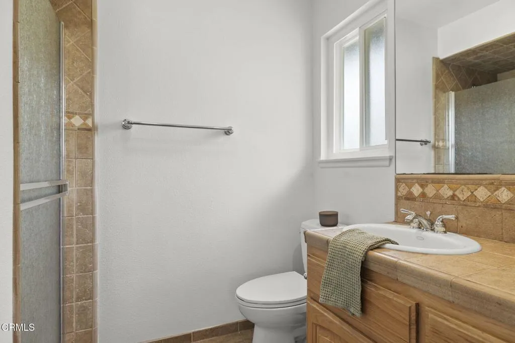 Oxnard, California 93030, United States, 3 Bedrooms Bedrooms, ,3 BathroomsBathrooms,Residential,Contingent,166484